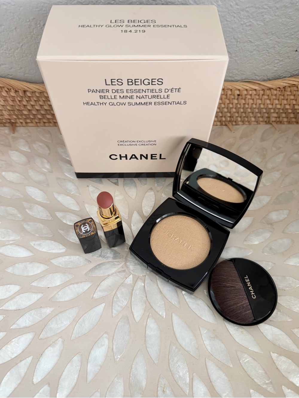 Chanel Healthy Glow Highlighting.Beige Gold and lip Color! Both Limited edition